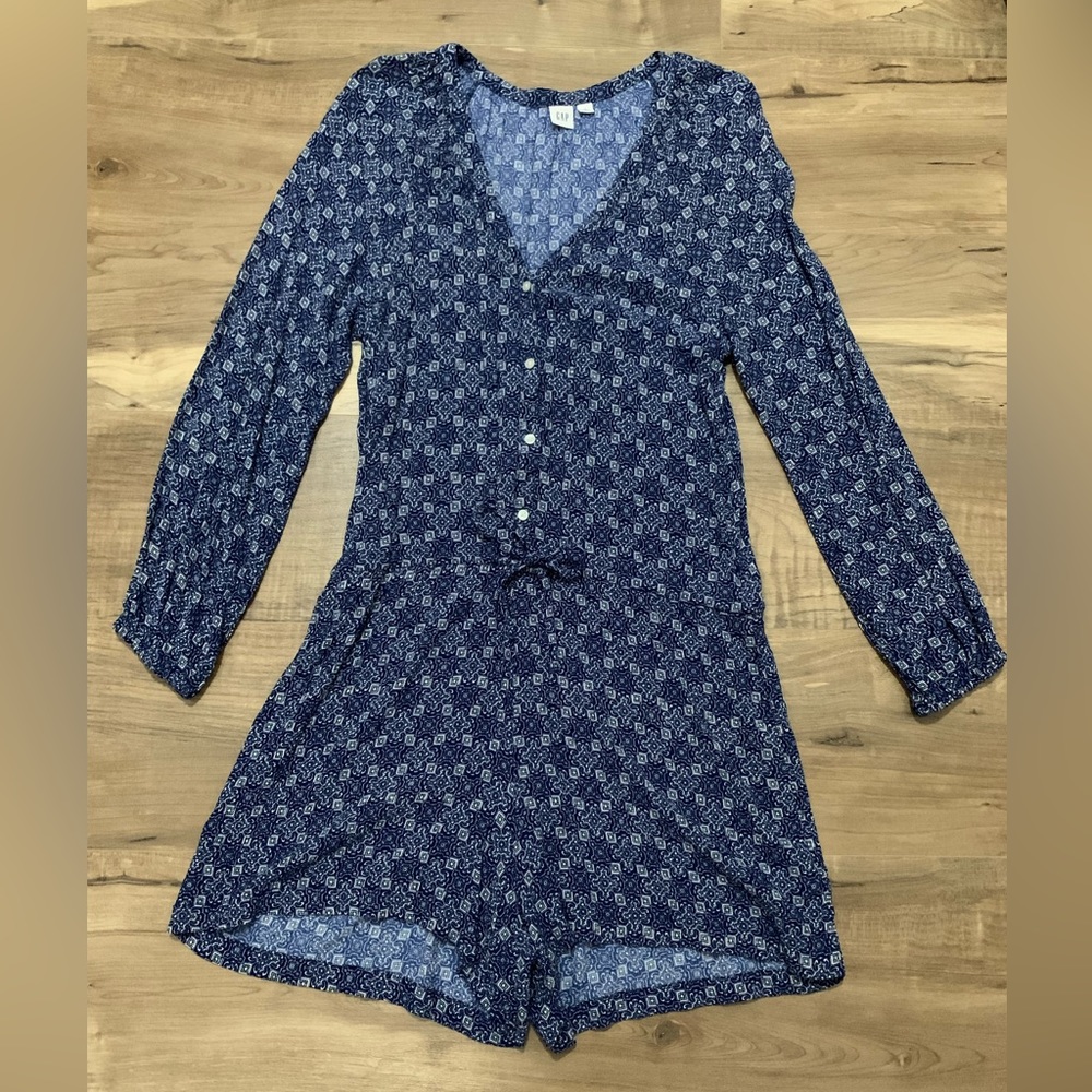 GAP women’s blue romper!